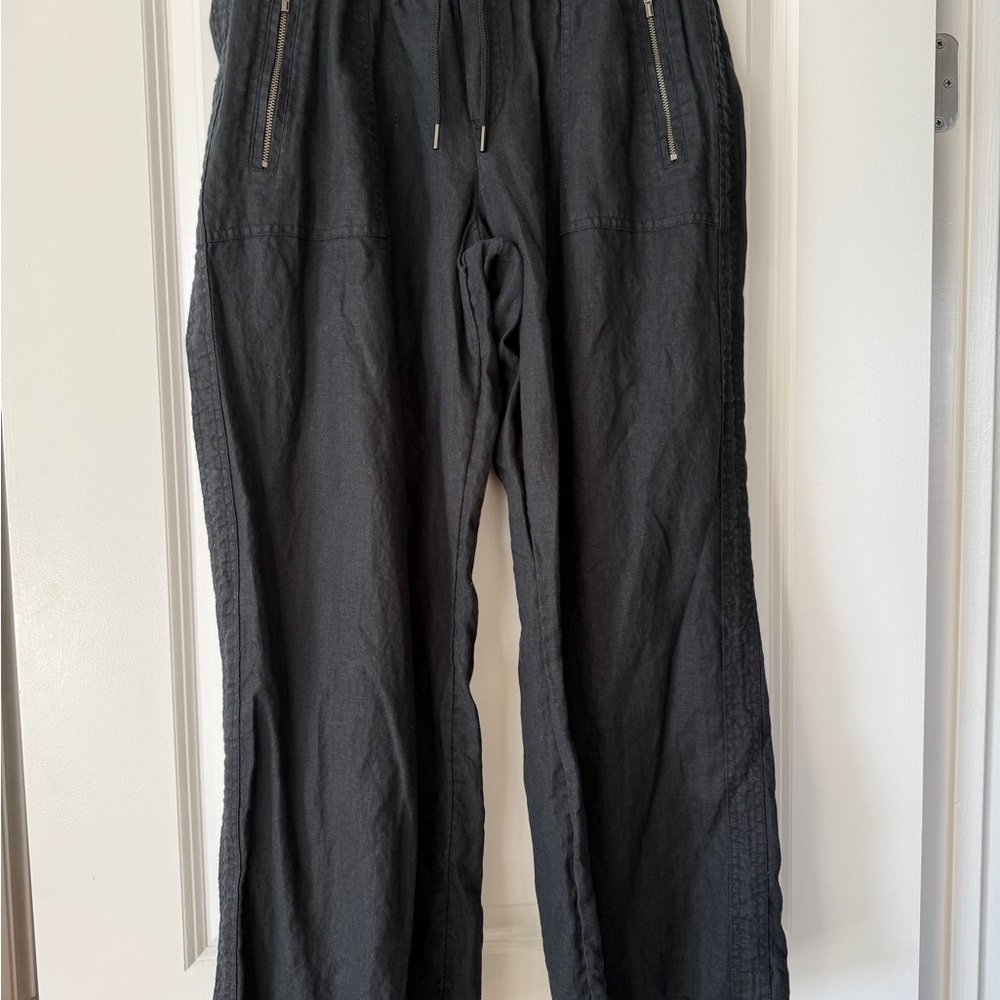 Athleta Women’s Black Linen with Zipper Pockets